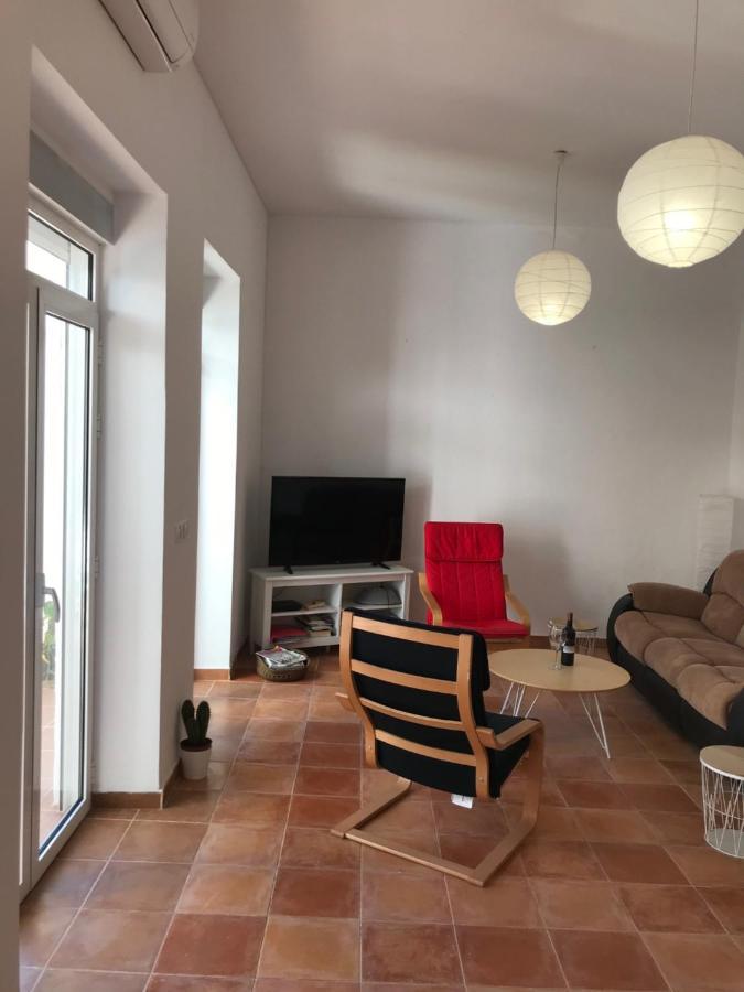 Ferienwohnung Im Zentrum Alicante Bagian luar foto