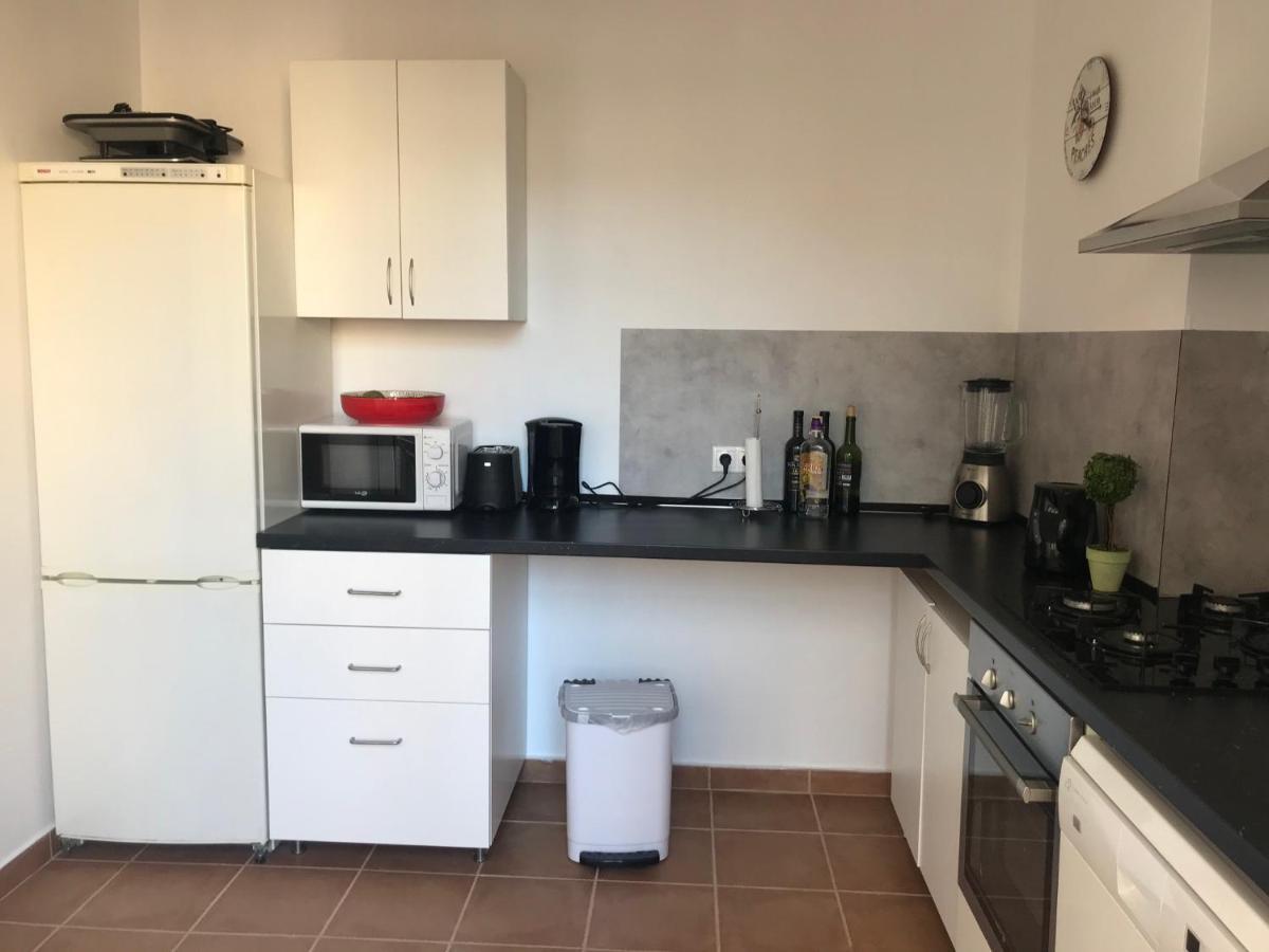 Ferienwohnung Im Zentrum Alicante Bagian luar foto