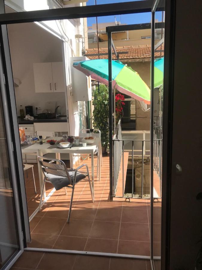Ferienwohnung Im Zentrum Alicante Bagian luar foto
