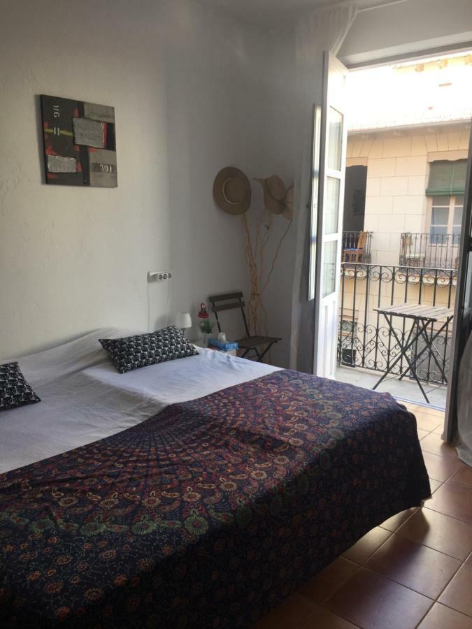 Ferienwohnung Im Zentrum Alicante Bagian luar foto